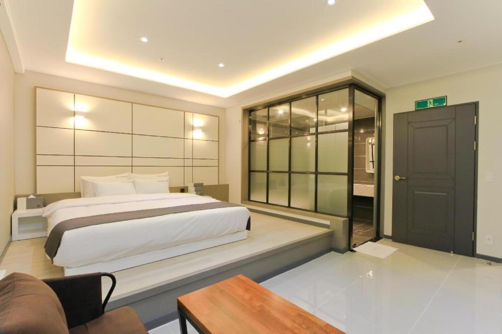 City Hotel G&G Busan Exterior photo